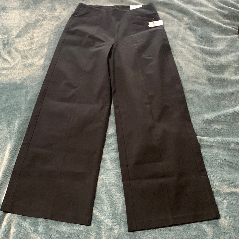 Old Navy High Waisted Pull-On Pixie Wide-leg Pants